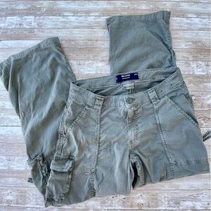 Hollister Low Rise Baggy Cargo Pants Olive Green W27S